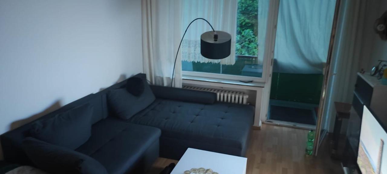 Zum Flughafen Apartment Düsseldorf Exterior foto